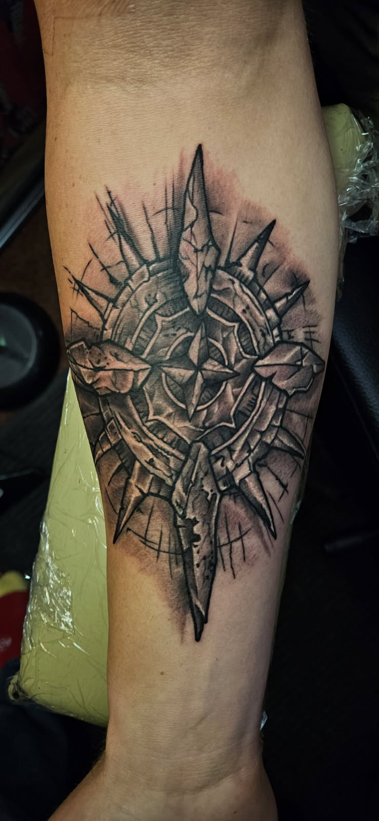 realism-shattered-compass-rose-tattoo-buford-ga