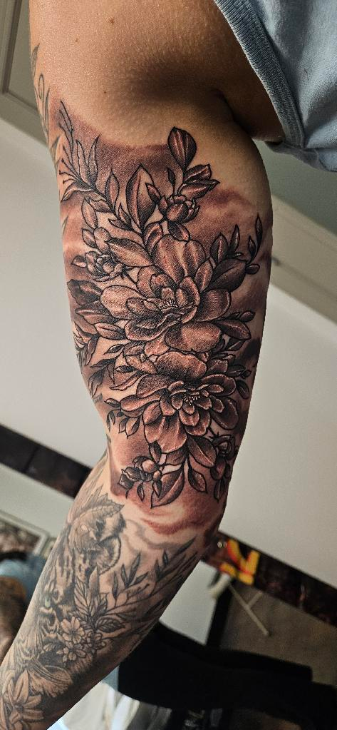 black-and-grey-floral-sleeve-tattoo-buford-ga